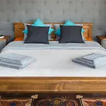 Apartment Bohemian Old Town Boutique Bucharest