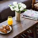 Apartment Bohemian Old Town Boutique Bucharest