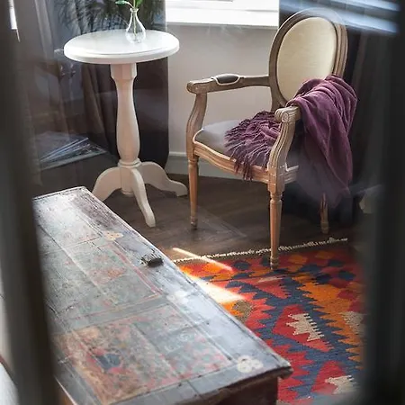 Bohemian Old Town Boutique *